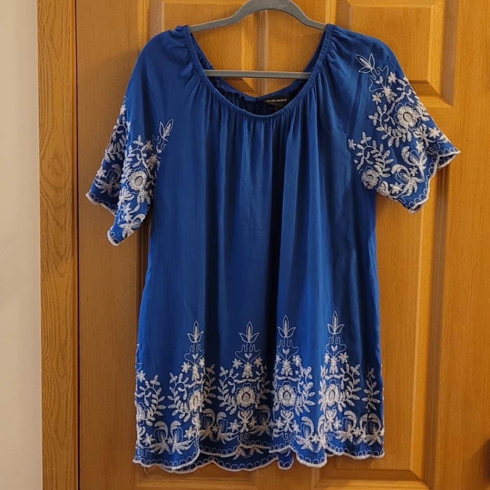 Blue top